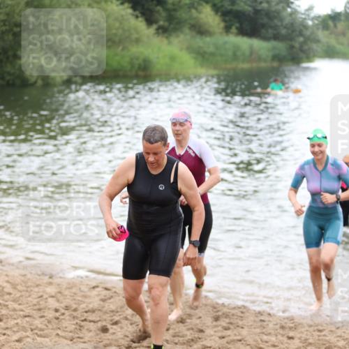 21.06.2026 - 29. Vierlanden-Triathlon Andreas Tolksdorf http://msf.ph/oto/9851997 21.06.2026 10:18:51 Schwimmen 355, 482, 492, 497, 524, 551, 556, 561, 570, 595, 601 meine-sportfotos.de