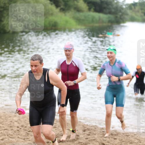 21.06.2026 - 29. Vierlanden-Triathlon Andreas Tolksdorf http://msf.ph/oto/9852005 21.06.2026 10:18:52 Schwimmen 355, 482, 492, 497, 524, 551, 556, 561, 570, 595, 601 meine-sportfotos.de