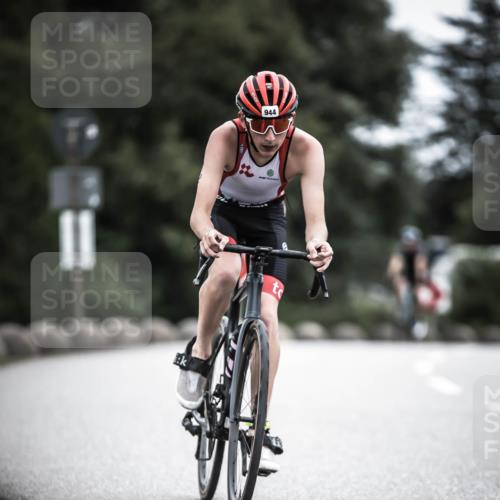 21.06.2026 - 29. Vierlanden-Triathlon H.Heesch http://msf.ph/oto/9852013 21.06.2026 12:05:36 Radfahren 662, 767, 842, 849, 874, 944 meine-sportfotos.de