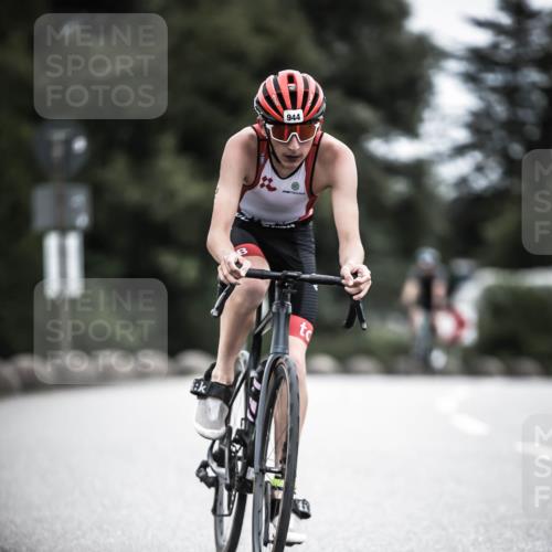 21.06.2026 - 29. Vierlanden-Triathlon H.Heesch http://msf.ph/oto/9852015 21.06.2026 12:05:36 Radfahren 662, 767, 842, 849, 874, 944 meine-sportfotos.de
