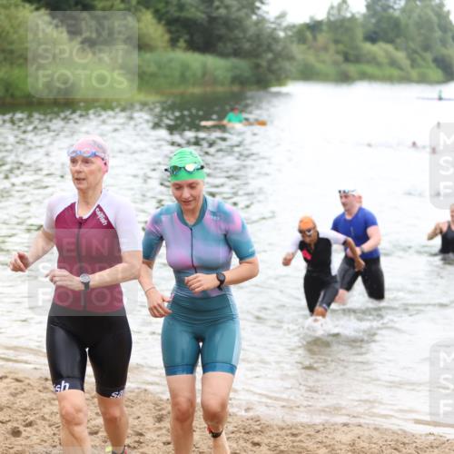21.06.2026 - 29. Vierlanden-Triathlon Andreas Tolksdorf http://msf.ph/oto/9852016 21.06.2026 10:18:53 Schwimmen 355, 492, 497, 524, 551, 556, 561, 570, 595, 601, 615 meine-sportfotos.de