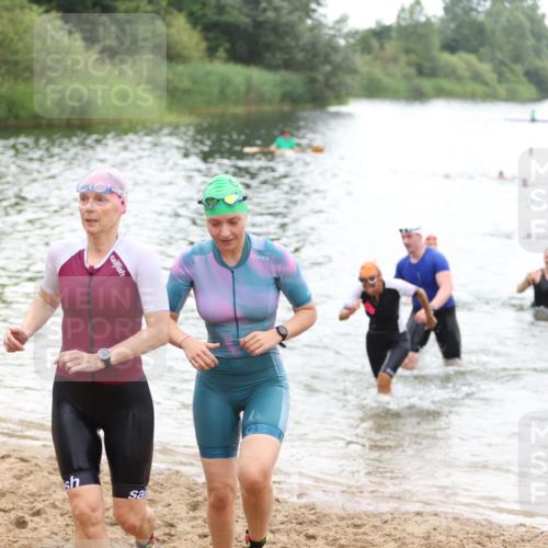 21.06.2026 - 29. Vierlanden-Triathlon Andreas Tolksdorf http://msf.ph/oto/9852019 21.06.2026 10:18:53 Schwimmen 355, 492, 497, 524, 551, 556, 561, 570, 595, 601, 615 meine-sportfotos.de