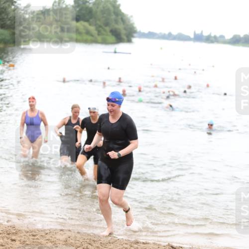21.06.2026 - 29. Vierlanden-Triathlon Andreas Tolksdorf http://msf.ph/oto/9852041 21.06.2026 10:18:57 Schwimmen 355, 492, 497, 512, 524, 551, 561, 570, 595, 615 meine-sportfotos.de