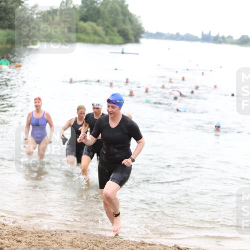 21.06.2026 - 29. Vierlanden-Triathlon Andreas Tolksdorf http://msf.ph/oto/9852043 21.06.2026 10:18:58 Schwimmen 355, 492, 497, 512, 524, 551, 561, 570, 595, 615 meine-sportfotos.de