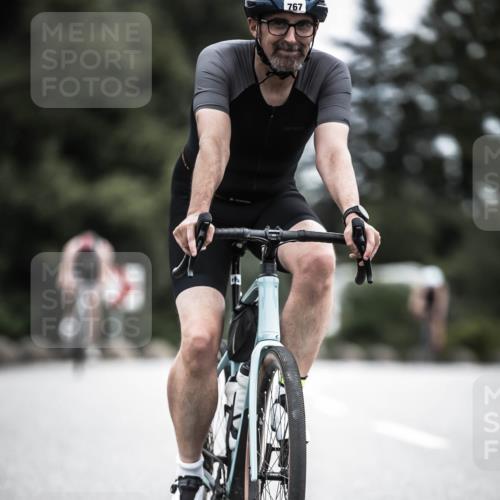 21.06.2026 - 29. Vierlanden-Triathlon H.Heesch http://msf.ph/oto/9852055 21.06.2026 12:05:43 Radfahren 721, 767, 842, 849, 874, 879, 918 meine-sportfotos.de