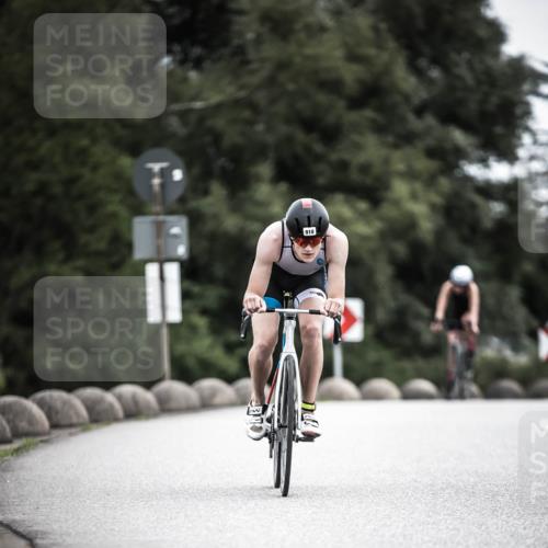 21.06.2026 - 29. Vierlanden-Triathlon H.Heesch http://msf.ph/oto/9852059 21.06.2026 12:05:45 Radfahren 721, 767, 842, 879, 918 meine-sportfotos.de