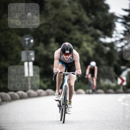 21.06.2026 - 29. Vierlanden-Triathlon H.Heesch http://msf.ph/oto/9852068 21.06.2026 12:05:45 Radfahren 721, 767, 842, 879, 918 meine-sportfotos.de