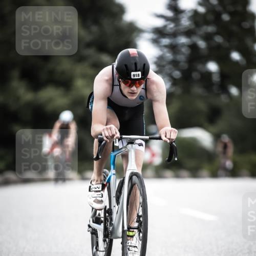 21.06.2026 - 29. Vierlanden-Triathlon H.Heesch http://msf.ph/oto/9852086 21.06.2026 12:05:46 Radfahren 721, 767, 827, 879, 918, 955 meine-sportfotos.de