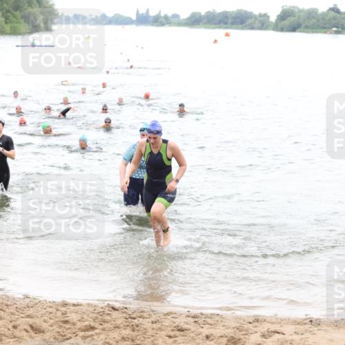 21.06.2026 - 29. Vierlanden-Triathlon Andreas Tolksdorf http://msf.ph/oto/9852087 21.06.2026 10:19:07 Schwimmen 497, 512, 519, 535, 546, 615 meine-sportfotos.de