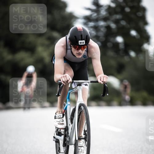 21.06.2026 - 29. Vierlanden-Triathlon H.Heesch http://msf.ph/oto/9852088 21.06.2026 12:05:46 Radfahren 721, 767, 827, 879, 918, 955 meine-sportfotos.de