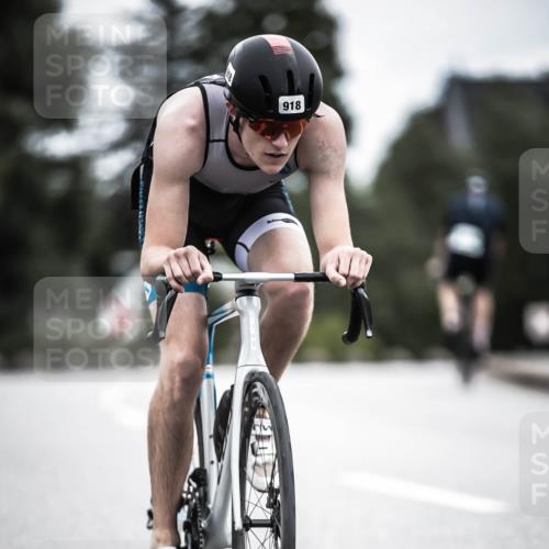 21.06.2026 - 29. Vierlanden-Triathlon H.Heesch http://msf.ph/oto/9852095 21.06.2026 12:05:46 Radfahren 721, 767, 827, 879, 918, 955 meine-sportfotos.de