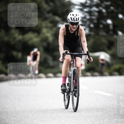 21.06.2026 - 29. Vierlanden-Triathlon H.Heesch http://msf.ph/oto/9852103 21.06.2026 12:05:49 Radfahren 721, 827, 879, 918, 942, 955 meine-sportfotos.de