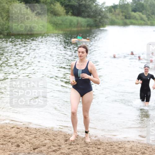 21.06.2026 - 29. Vierlanden-Triathlon Andreas Tolksdorf http://msf.ph/oto/9852104 21.06.2026 10:19:09 Schwimmen 512, 519, 535, 546, 615 meine-sportfotos.de