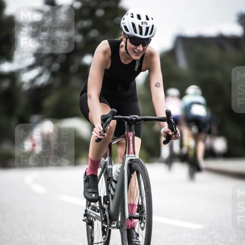 21.06.2026 - 29. Vierlanden-Triathlon H.Heesch http://msf.ph/oto/9852120 21.06.2026 12:05:49 Radfahren 721, 827, 879, 918, 942, 955 meine-sportfotos.de