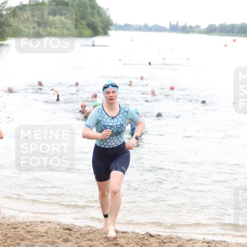 21.06.2026 - 29. Vierlanden-Triathlon Andreas Tolksdorf http://msf.ph/oto/9852123 21.06.2026 10:19:11 Schwimmen 512, 519, 535, 546, 624 meine-sportfotos.de