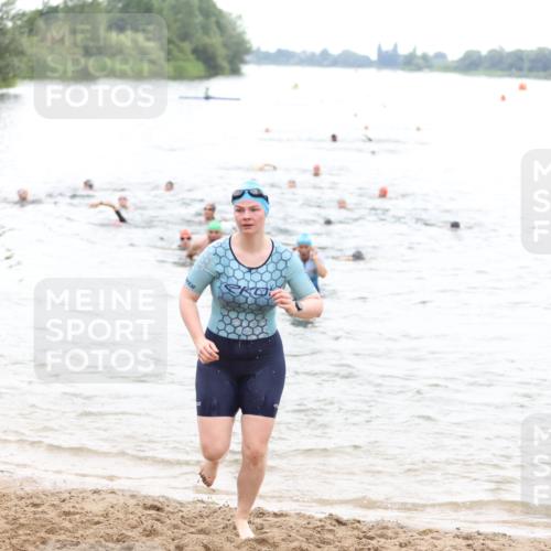 21.06.2026 - 29. Vierlanden-Triathlon Andreas Tolksdorf http://msf.ph/oto/9852127 21.06.2026 10:19:12 Schwimmen 512, 519, 535, 546, 624 meine-sportfotos.de