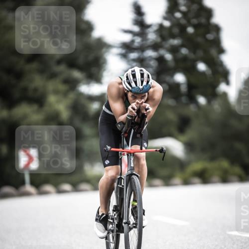 21.06.2026 - 29. Vierlanden-Triathlon H.Heesch http://msf.ph/oto/9852225 21.06.2026 12:05:59 Radfahren 248, 852, 927, 942, 963, 966 meine-sportfotos.de