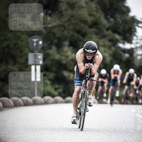 21.06.2026 - 29. Vierlanden-Triathlon H.Heesch http://msf.ph/oto/9852268 21.06.2026 12:06:07 Radfahren 248, 264, 706, 752, 829, 913, 919, 941, 954, 956, 957, 963, 965, 966, 972, 975 meine-sportfotos.de
