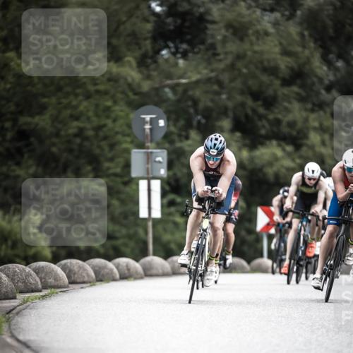 21.06.2026 - 29. Vierlanden-Triathlon H.Heesch http://msf.ph/oto/9852277 21.06.2026 12:06:08 Radfahren 248, 264, 706, 752, 829, 913, 919, 941, 954, 956, 957, 963, 965, 966, 972, 975 meine-sportfotos.de