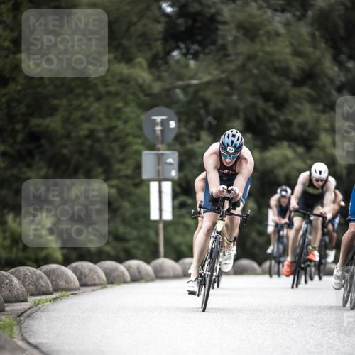 21.06.2026 - 29. Vierlanden-Triathlon H.Heesch http://msf.ph/oto/9852282 21.06.2026 12:06:08 Radfahren 248, 264, 706, 752, 829, 913, 919, 941, 954, 956, 957, 963, 965, 966, 972, 975 meine-sportfotos.de