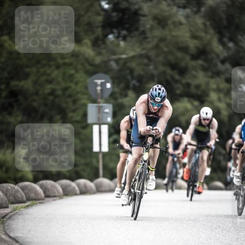 21.06.2026 - 29. Vierlanden-Triathlon H.Heesch http://msf.ph/oto/9852286 21.06.2026 12:06:08 Radfahren 248, 264, 706, 752, 829, 913, 919, 941, 954, 956, 957, 963, 965, 966, 972, 975 meine-sportfotos.de