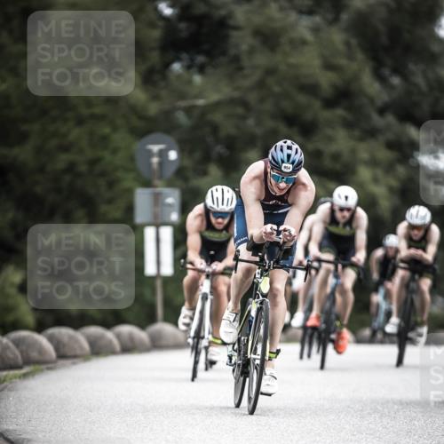 21.06.2026 - 29. Vierlanden-Triathlon H.Heesch http://msf.ph/oto/9852292 21.06.2026 12:06:08 Radfahren 248, 264, 706, 752, 829, 913, 919, 941, 954, 956, 957, 963, 965, 966, 972, 975 meine-sportfotos.de