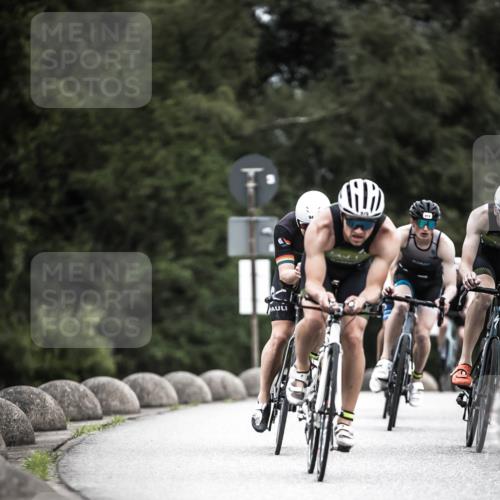 21.06.2026 - 29. Vierlanden-Triathlon H.Heesch http://msf.ph/oto/9852299 21.06.2026 12:06:09 Radfahren 248, 264, 706, 752, 829, 913, 919, 941, 954, 956, 957, 963, 965, 966, 972, 975 meine-sportfotos.de