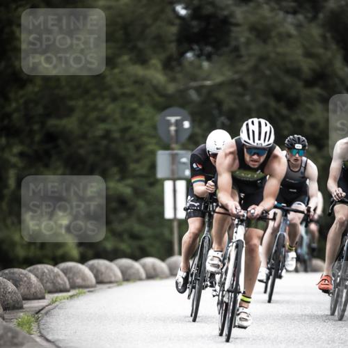 21.06.2026 - 29. Vierlanden-Triathlon H.Heesch http://msf.ph/oto/9852301 21.06.2026 12:06:09 Radfahren 248, 264, 706, 752, 829, 913, 919, 941, 954, 956, 957, 963, 965, 966, 972, 975 meine-sportfotos.de