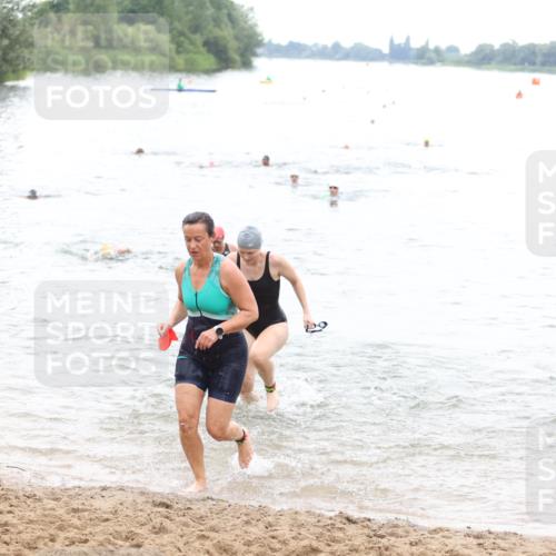 21.06.2026 - 29. Vierlanden-Triathlon Andreas Tolksdorf http://msf.ph/oto/9852308 21.06.2026 10:19:39 Schwimmen 498, 505, 523, 579, 581, 594, 1357 meine-sportfotos.de