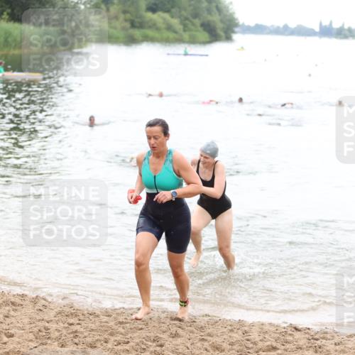 21.06.2026 - 29. Vierlanden-Triathlon Andreas Tolksdorf http://msf.ph/oto/9852317 21.06.2026 10:19:40 Schwimmen 498, 505, 523, 579, 581, 594, 1357 meine-sportfotos.de