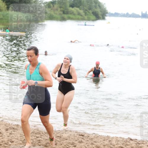 21.06.2026 - 29. Vierlanden-Triathlon Andreas Tolksdorf http://msf.ph/oto/9852322 21.06.2026 10:19:41 Schwimmen 498, 505, 523, 568, 579, 581, 586, 1357 meine-sportfotos.de
