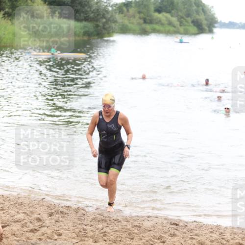 21.06.2026 - 29. Vierlanden-Triathlon Andreas Tolksdorf http://msf.ph/oto/9852339 21.06.2026 10:19:51 Schwimmen 314, 484, 568, 586 meine-sportfotos.de