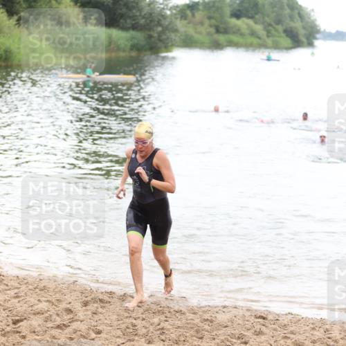 21.06.2026 - 29. Vierlanden-Triathlon Andreas Tolksdorf http://msf.ph/oto/9852342 21.06.2026 10:19:51 Schwimmen 314, 484, 568, 586 meine-sportfotos.de