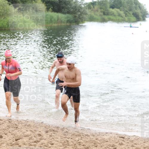 21.06.2026 - 29. Vierlanden-Triathlon Andreas Tolksdorf http://msf.ph/oto/9852376 21.06.2026 10:20:19 Schwimmen 366, 489, 559, 572, 616, 619 meine-sportfotos.de