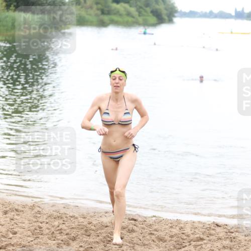21.06.2026 - 29. Vierlanden-Triathlon Andreas Tolksdorf http://msf.ph/oto/9852403 21.06.2026 10:20:40 Schwimmen 612 meine-sportfotos.de