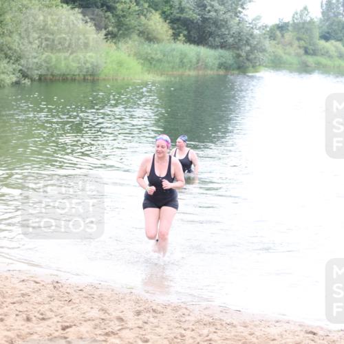21.06.2026 - 29. Vierlanden-Triathlon Andreas Tolksdorf http://msf.ph/oto/9852437 21.06.2026 10:22:04 Schwimmen 525, 541, 617 meine-sportfotos.de