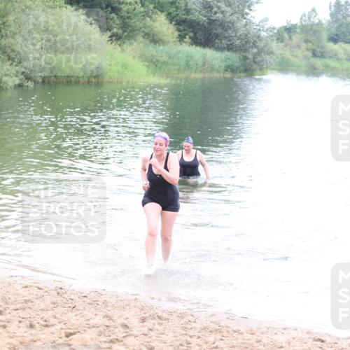 21.06.2026 - 29. Vierlanden-Triathlon Andreas Tolksdorf http://msf.ph/oto/9852441 21.06.2026 10:22:04 Schwimmen 525, 541, 617 meine-sportfotos.de