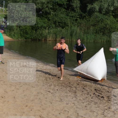 21.06.2026 - 29. Vierlanden-Triathlon Andreas Tolksdorf http://msf.ph/oto/9852535 21.06.2026 08:32:43 Schwimmen 2, 16, 26, 47 meine-sportfotos.de