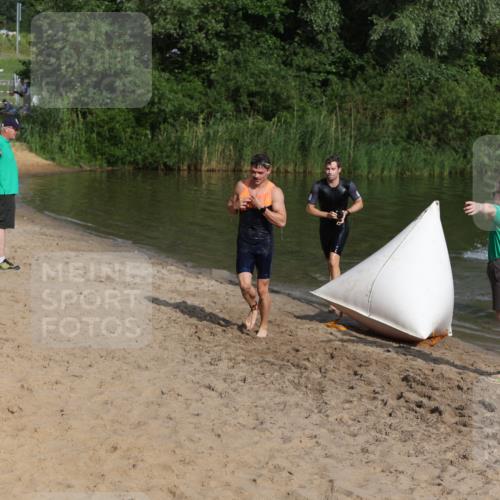 21.06.2026 - 29. Vierlanden-Triathlon Andreas Tolksdorf http://msf.ph/oto/9852537 21.06.2026 08:32:43 Schwimmen 2, 16, 26, 47 meine-sportfotos.de