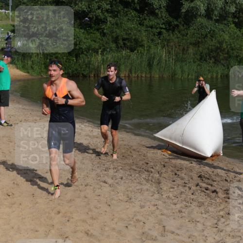 21.06.2026 - 29. Vierlanden-Triathlon Andreas Tolksdorf http://msf.ph/oto/9852559 21.06.2026 08:32:44 Schwimmen 2, 16, 26, 47 meine-sportfotos.de