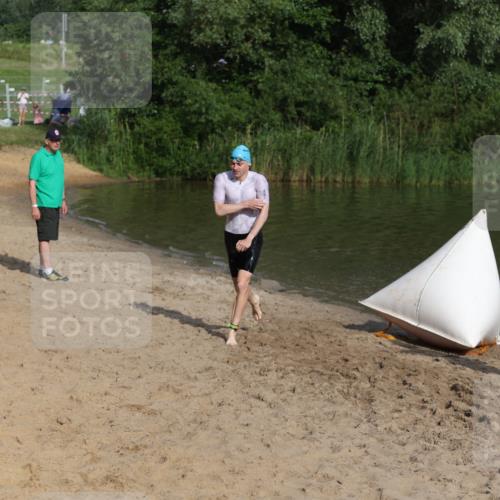 21.06.2026 - 29. Vierlanden-Triathlon Andreas Tolksdorf http://msf.ph/oto/9852571 21.06.2026 08:32:51 Schwimmen 2, 47 meine-sportfotos.de
