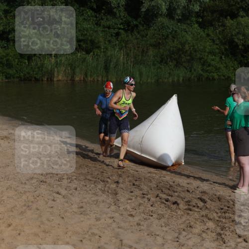 21.06.2026 - 29. Vierlanden-Triathlon Andreas Tolksdorf http://msf.ph/oto/9852632 21.06.2026 08:34:40 Schwimmen  meine-sportfotos.de