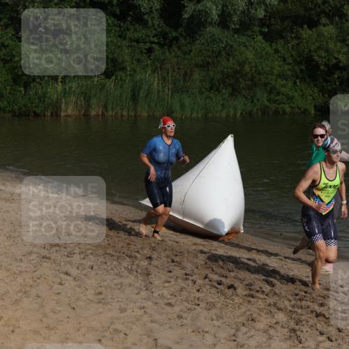 21.06.2026 - 29. Vierlanden-Triathlon Andreas Tolksdorf http://msf.ph/oto/9852642 21.06.2026 08:34:41 Schwimmen  meine-sportfotos.de