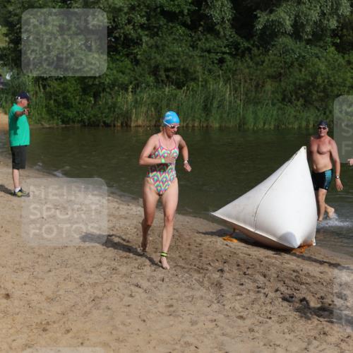 21.06.2026 - 29. Vierlanden-Triathlon Andreas Tolksdorf http://msf.ph/oto/9852716 21.06.2026 08:35:10 Schwimmen 79, 216 meine-sportfotos.de