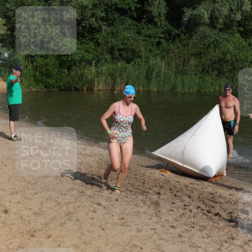 21.06.2026 - 29. Vierlanden-Triathlon Andreas Tolksdorf http://msf.ph/oto/9852718 21.06.2026 08:35:10 Schwimmen 79, 216 meine-sportfotos.de
