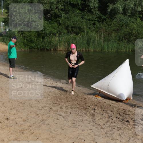 21.06.2026 - 29. Vierlanden-Triathlon Andreas Tolksdorf http://msf.ph/oto/9852723 21.06.2026 08:35:17 Schwimmen 23, 49, 79 meine-sportfotos.de