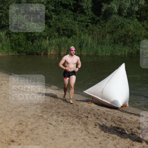 21.06.2026 - 29. Vierlanden-Triathlon Andreas Tolksdorf http://msf.ph/oto/9852771 21.06.2026 08:35:43 Schwimmen  meine-sportfotos.de