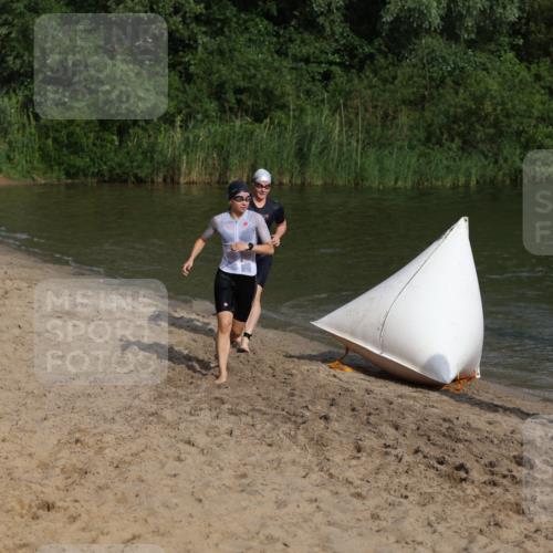 21.06.2026 - 29. Vierlanden-Triathlon Andreas Tolksdorf http://msf.ph/oto/9852778 21.06.2026 08:35:49 Schwimmen  meine-sportfotos.de