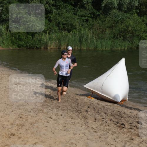 21.06.2026 - 29. Vierlanden-Triathlon Andreas Tolksdorf http://msf.ph/oto/9852780 21.06.2026 08:35:49 Schwimmen  meine-sportfotos.de