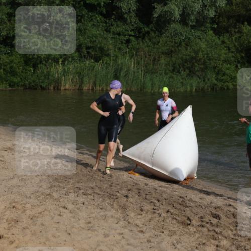 21.06.2026 - 29. Vierlanden-Triathlon Andreas Tolksdorf http://msf.ph/oto/9852801 21.06.2026 08:35:59 Schwimmen  meine-sportfotos.de